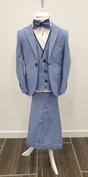 Costume enfant bleu ciel chez Keya mariage Mulhouse