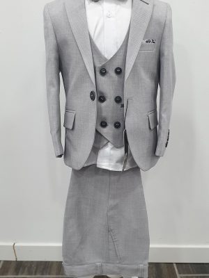 Costume gris pour enfant chez Keya mariage Mulhouse