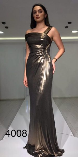 Robe de soirée à côté strass chez Keya mariage Mulhouse