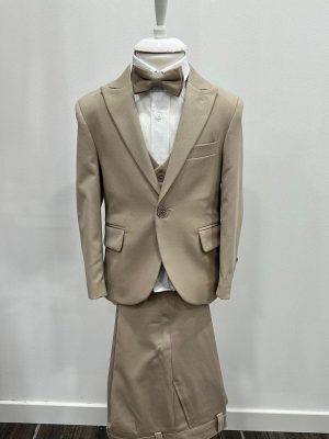 Costume beige père et fils chez Keya mariage Mulhouse