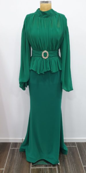 Robe longue couverte à manches ballons chez Keya mariage Mulhouse