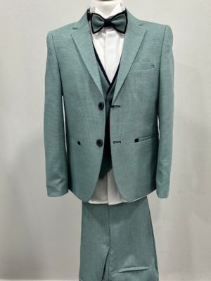 Costume enfant vert d'eau chez Keya Mariage Mulhouse