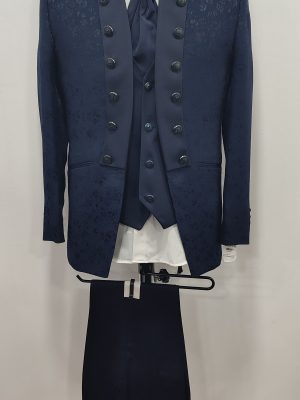 Costume col mao style baroque chez Keya mariage Mulhouse