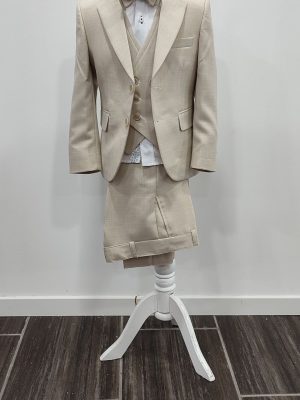 Costume enfant beige très clair chez Keya mariage Mulhouse