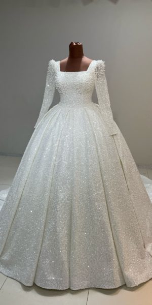 Robe de mariée sur mesures chez Keya mariage Mulhouse