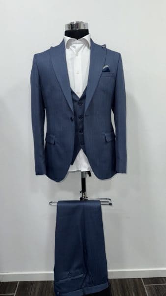 Costume 3 pièces Bleu acier chez Keya mariage Mulhouse