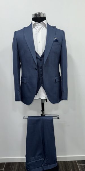 Costume bleu gris chez Keya Mariage Mulhouse