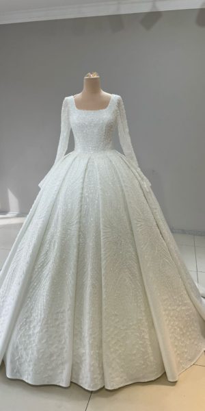 Robe de mariée sur mesures Birgul chez Keya mariage Mulhouse