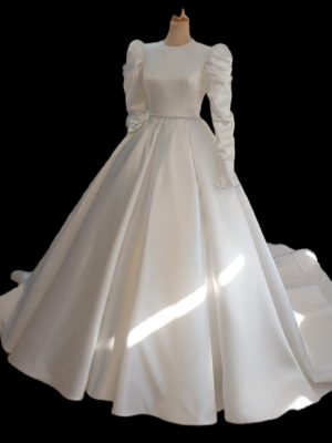 Robe de mariée sur mesures Sidika chez Keya mariage Mulhouse